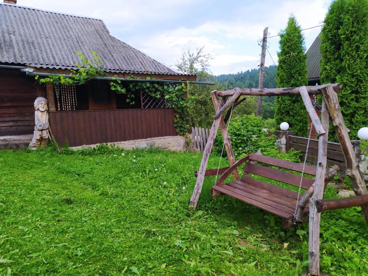 Starovitska Hata - Ethno-Cottage Verkhovyna Extérieur photo